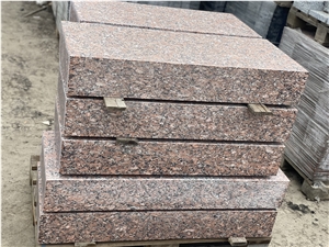 Rosso Santiago Red Granite Block Steps