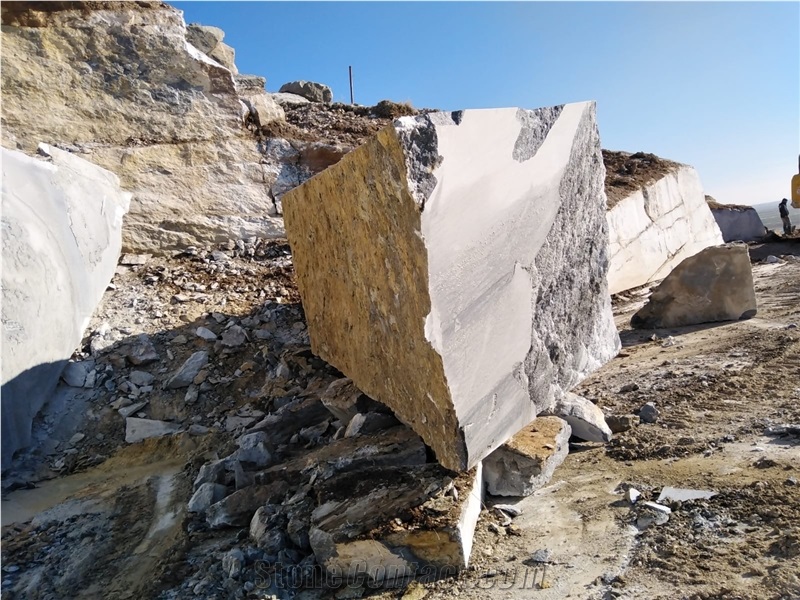 Aksehir Black Marble Blocks
