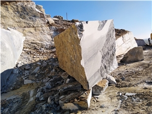Aksehir Black Marble Blocks