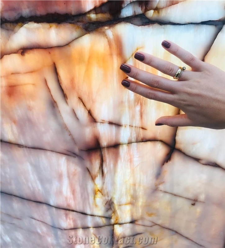 Cristallo Cosmopolitan Quartzite Blocks