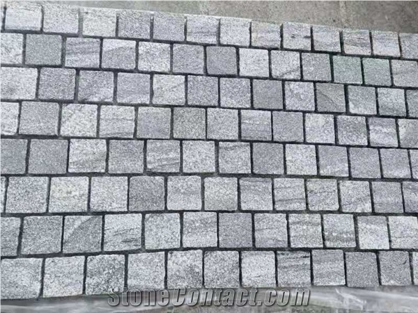 Grey Granite Landscaping Paving Stone Park Application