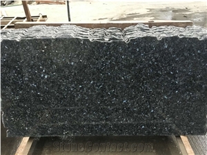 Gt Blue Pearl with Golden Spot Half Slabs Tile Step