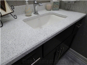 Cheap Sparkling Grey Prefab Engineered Quartz Slab Fqg112