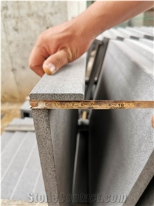 China Bluestone Grit Sawn Honed Pool Paver Tiles Coping