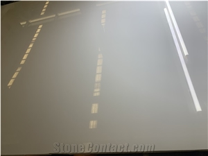 Super White Engineer Quartz Sureface Slab for Countertop