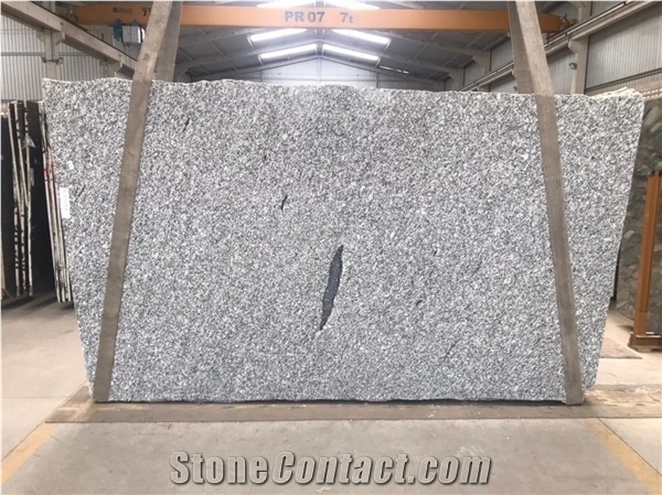 Pizzo Bianco Ipanema Granite Slabs