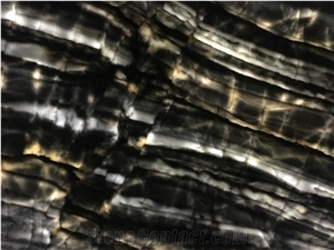 Zeus Quartzite Slabs