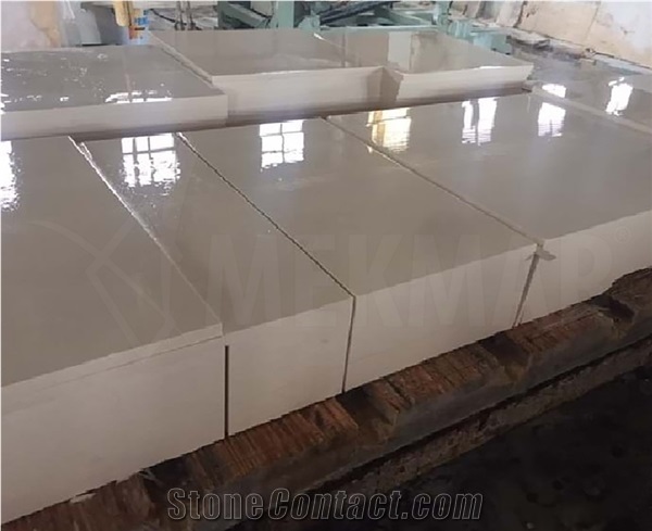 Lymra Classic Limestone Tiles, Ivory Limestone