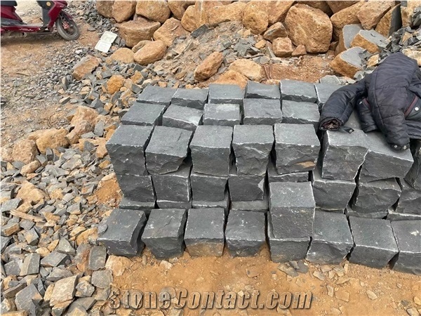 China Zhangpu Black Basalt Split Cube Paving Stone