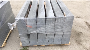 Antik Nero Gabbro Kerbstone