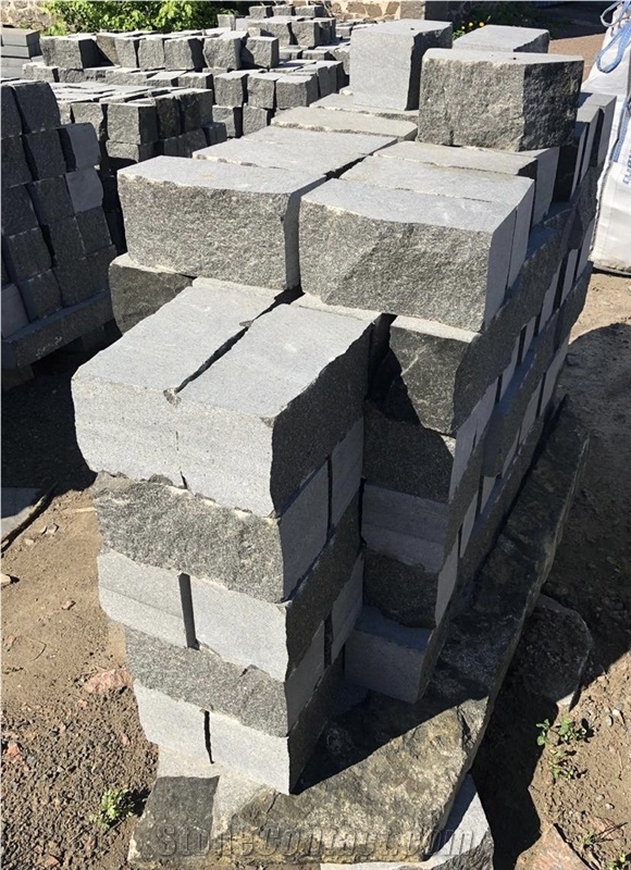Gabbro Antik Nero Cube Stone