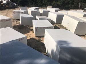 Di Capri White Granite Slabs
