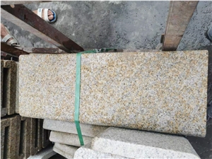 G682 Rusty Yellow Color Granite Flamed Tiles