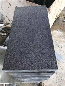 Natural Black Color Bushhammer Flame Granite Cube