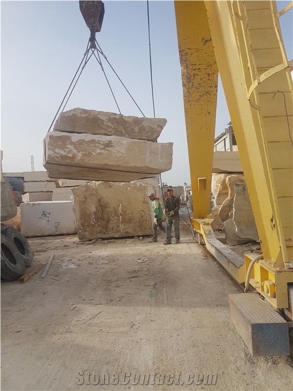 Limestone Dorade Royal Blocks, Thala Beige Royal Limestone Block