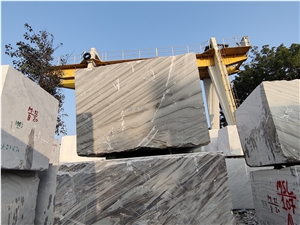 Bruno White Marble Blocks
