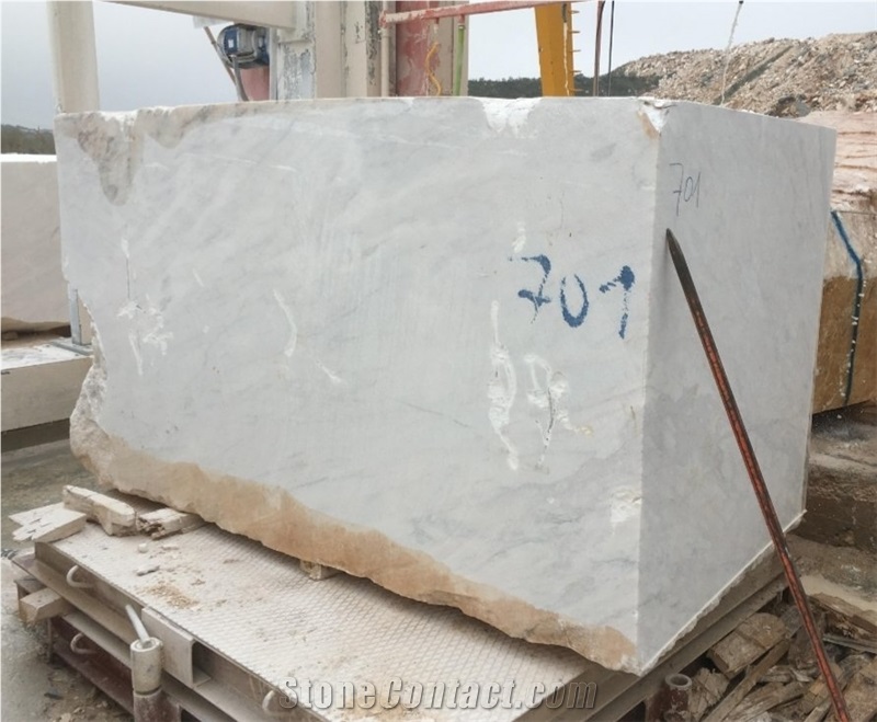 Estremoz Creme Marble Blocks