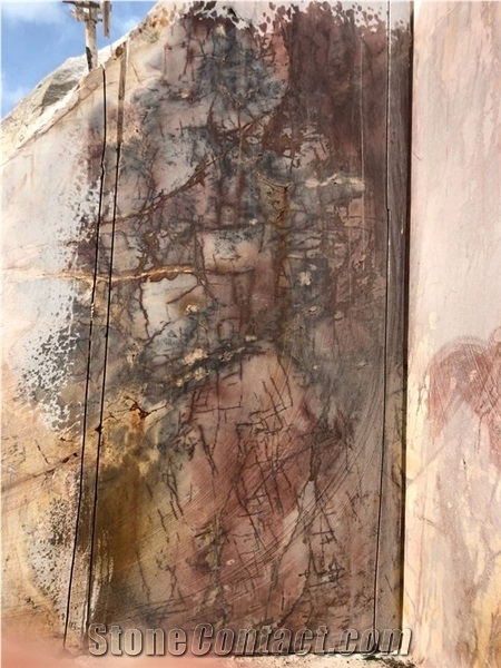 Cosmopolitan Quartzite Blocks
