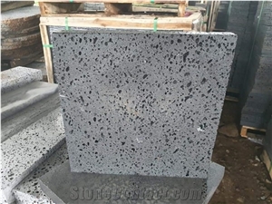 Grey Pitted Basalt Volcano Stone Paving Tile Grey Pitted Basalt Volcano Stone Paving Tile