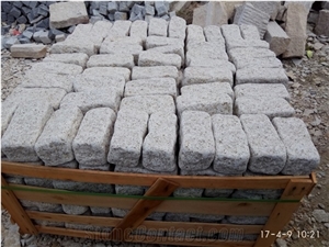 Tumbled Cobble Setts Paving Stones