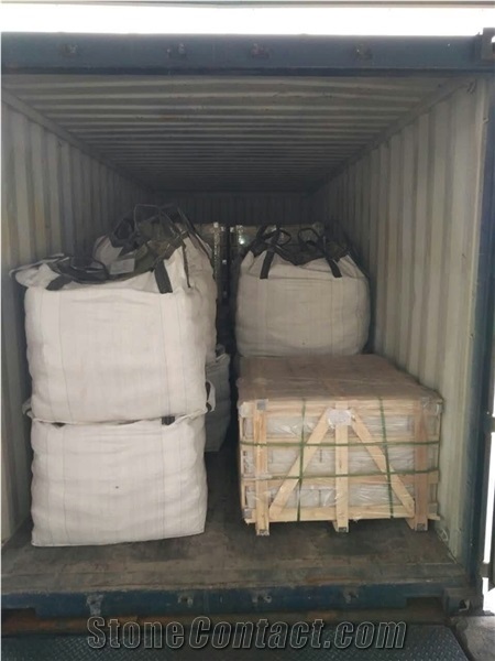 White Crushed Chip Gravels Aggregates