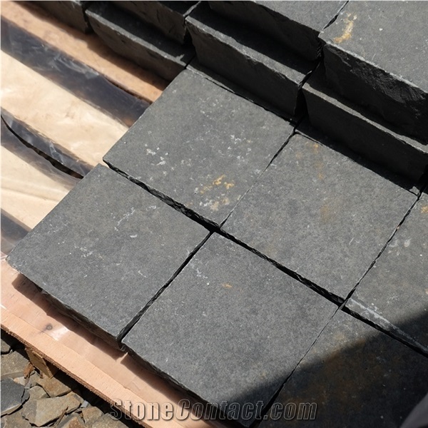 Black Basalt Cobbles, Top Flamed