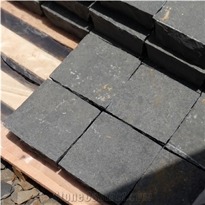 Black Basalt Cobbles, Top Flamed