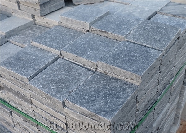 Blue Stone Roman Pattern