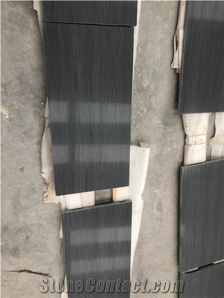 Black Sandstone Tile