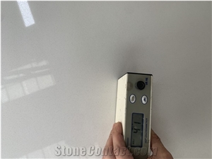 Snow White Quartz Stones for the Countertop and Vanity Top