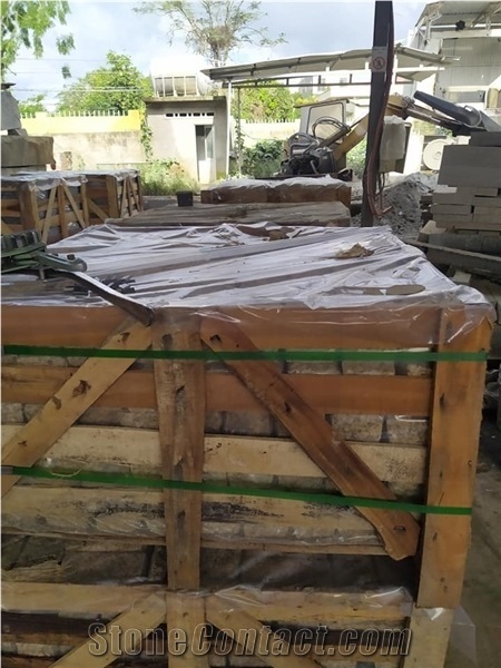 Bush Hammered Basalt Stone/Vietnam Basalt Stone