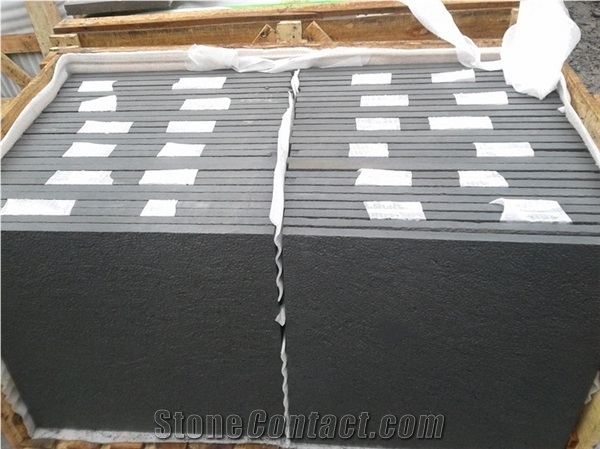 Honed Black Sandstone Pool Edge Tile