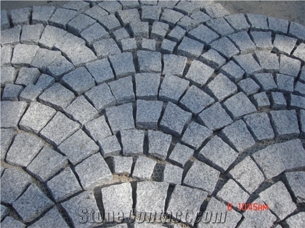 Interlock Light Grey Granite Fan Shape Stone Paver On Mesh