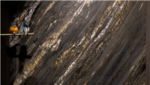 Kuroca Quartzite Slabs & Tiles