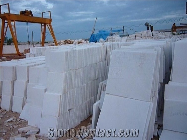 Crystal /Pure White Marble Tiles