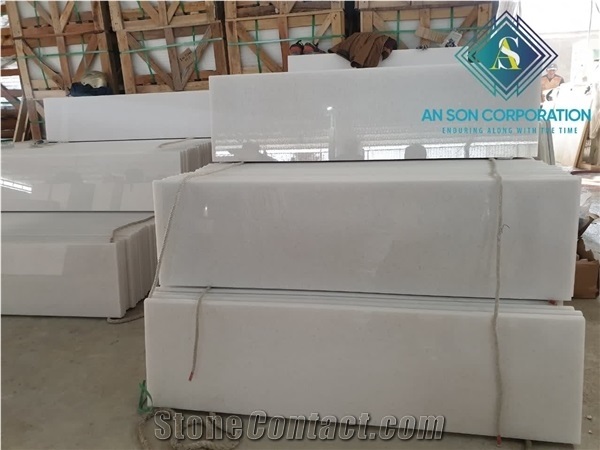 White Marble Steps & Riser