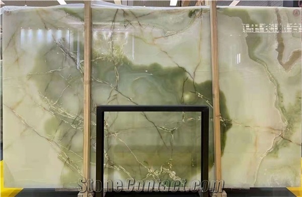 Iran Kerman Light Green Onyx Stone Slab