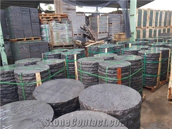 Lava Stepping Stone/Basalt Stepping Stone