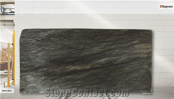 Beola Nera Gneiss Slabs