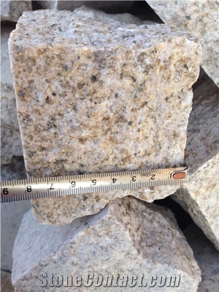Yellow Granite Sunset Gold G682 Paving Cobble Stone Cubes