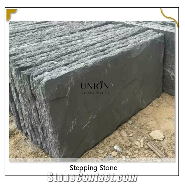 Black Natural Castlemaine Split Slate Stepping Stone Yard