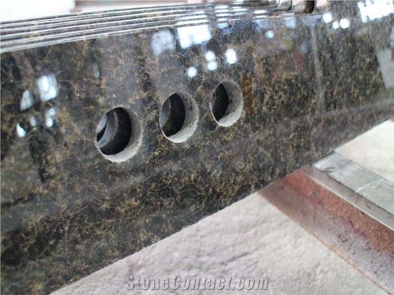 Natural Stone Granite Verde Ubatuba Customized Vanity Tops