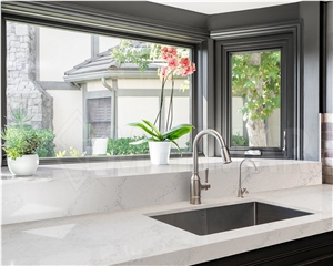 Calacatta Lea Quartz Slab