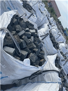Antik Nero Gabbro Cobble Stone