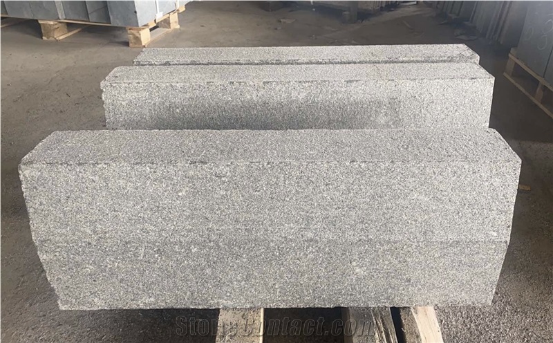 Antik Nero Gabbro Kerbstone