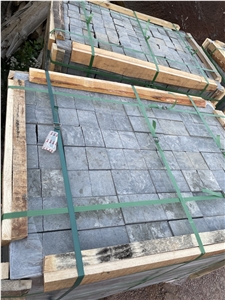 Gabbro Cubes