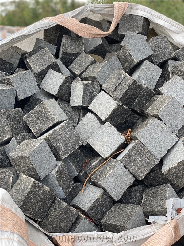 Gabbro Cubes