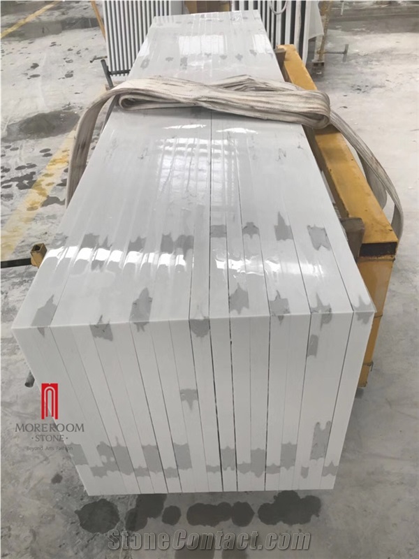 Marble Look Quartz Kitchen Top