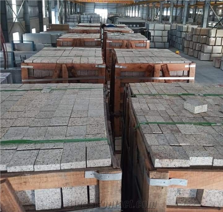 Customised Size Yellow Golden Granite Polished Tile Slab