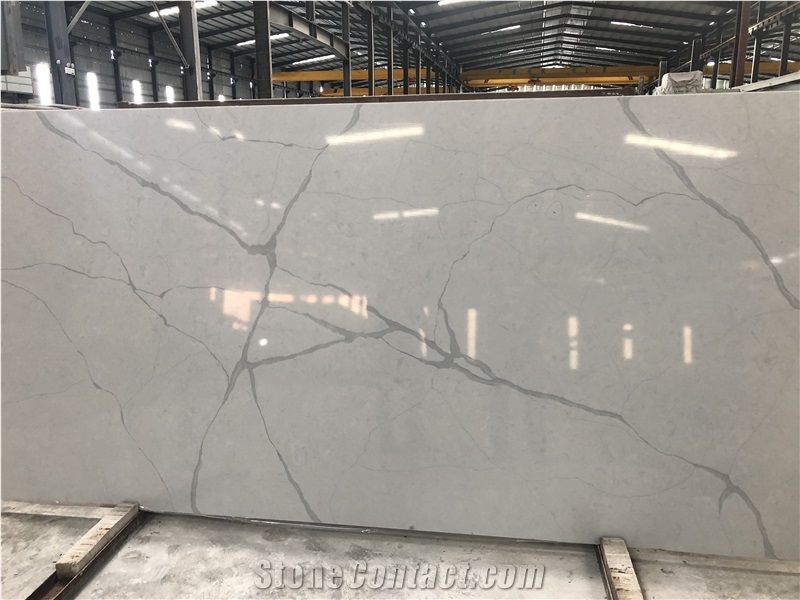 Calacatta and Carrara Quartz Slabs for Bathroom Vanity Top